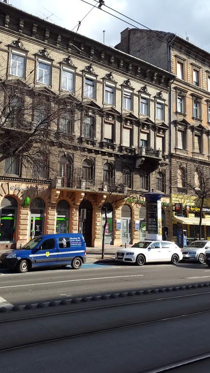 A A Apartman Apartament Budapesta